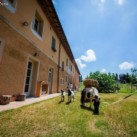 La Valle Della Lavanda - Podere Mezzastrada Alojamento de Turismo Rural *